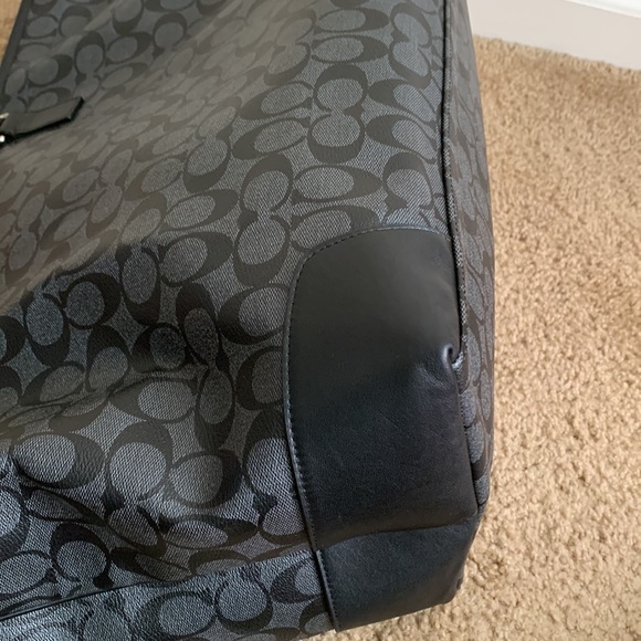 Coach - Picture 12 of 15